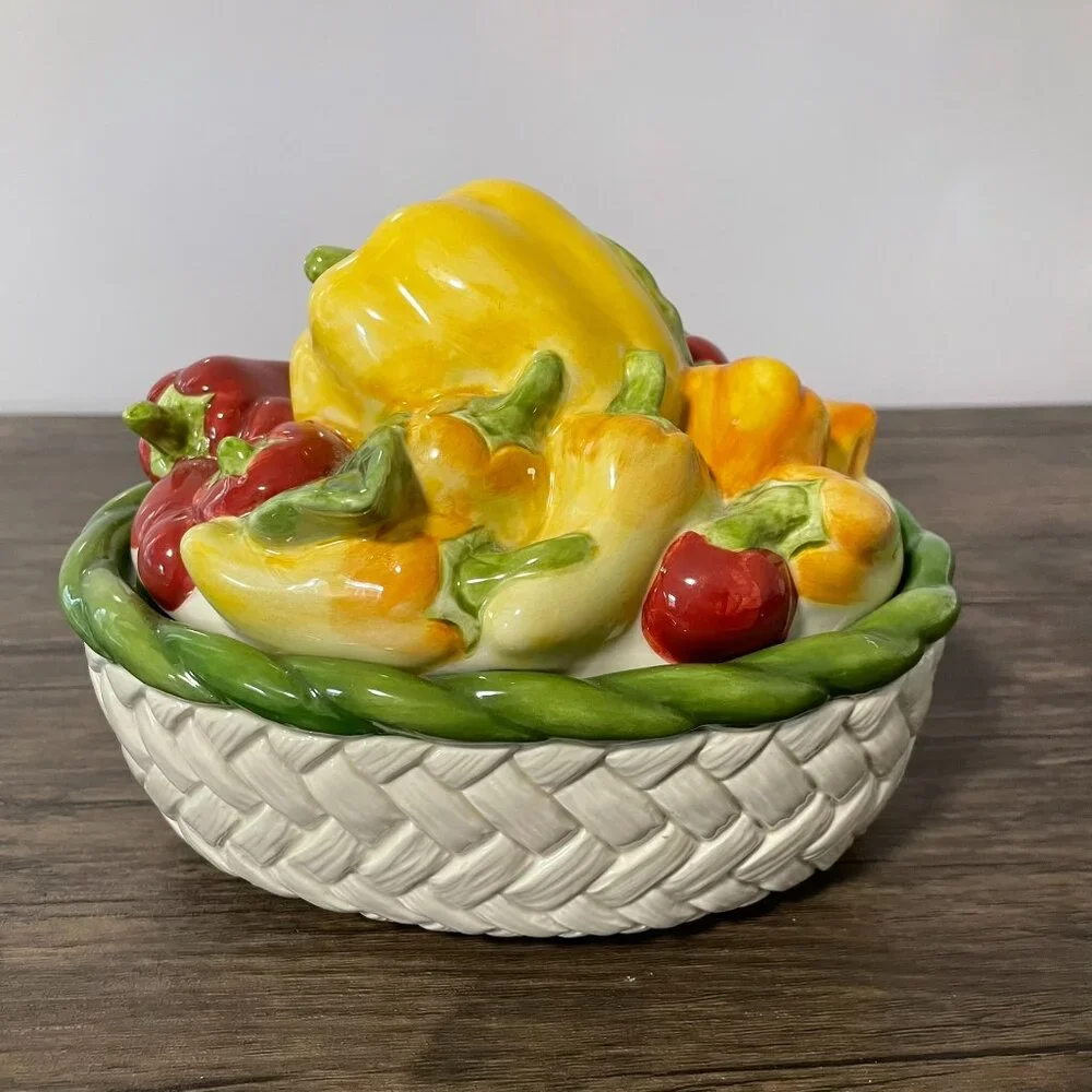 Fitz and Floyd Essentials Pepper Gourmet Ceramic Covered Dish Basket Trinket‎